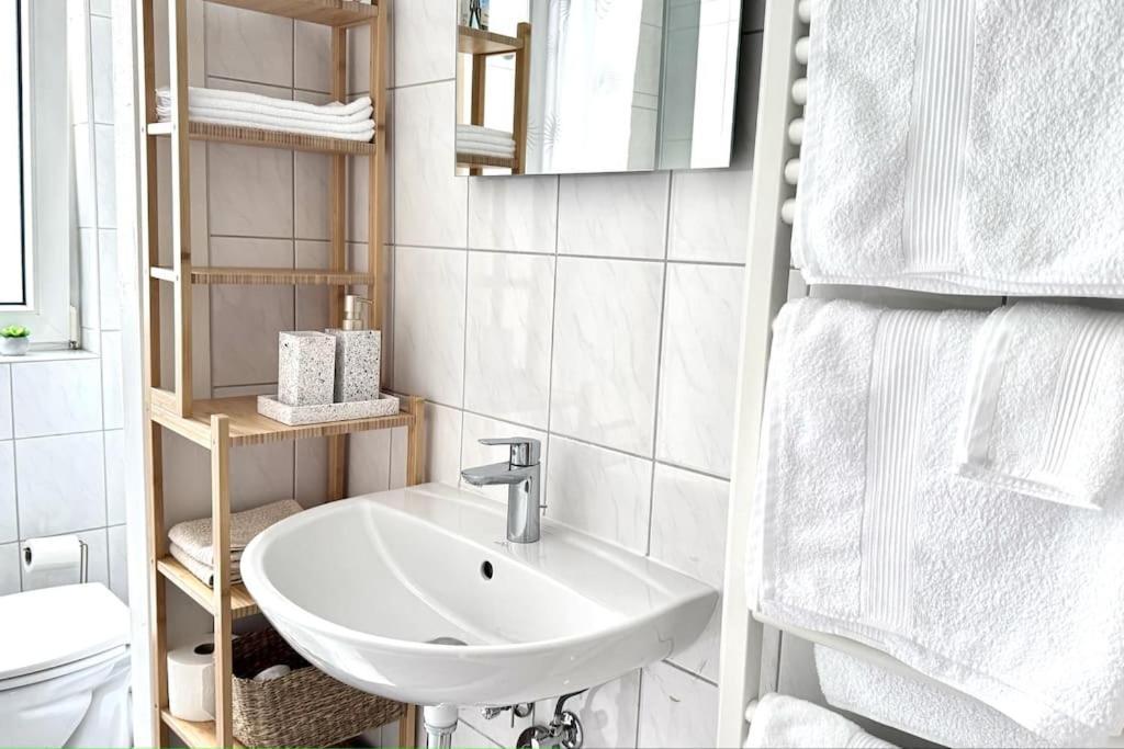 Moderne Wohnung In Stadionnaehe Mit Parkplatz Дортмунд Экстерьер фото
